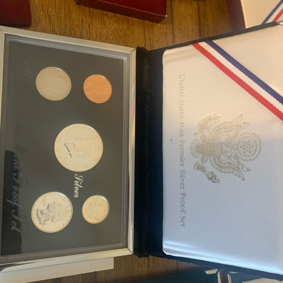 U.S MINT, PRESTIGE (multiple sets) SILVER COINS, COMMEMORATIVE Coin Collection!! - Picture 7 of 10